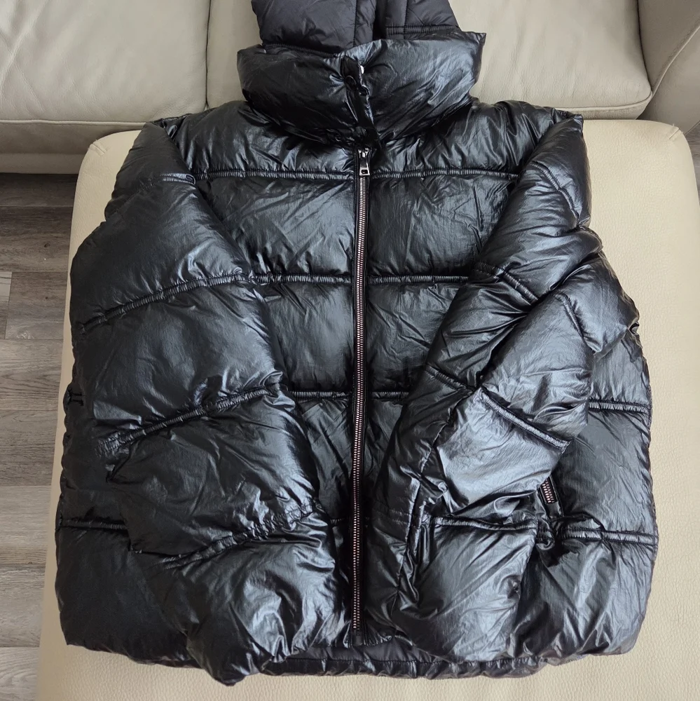 NWT - Massimo Dutti Women's Water Repellent Metallic Puffer Jacket - Size XL - Picture 6 of 15